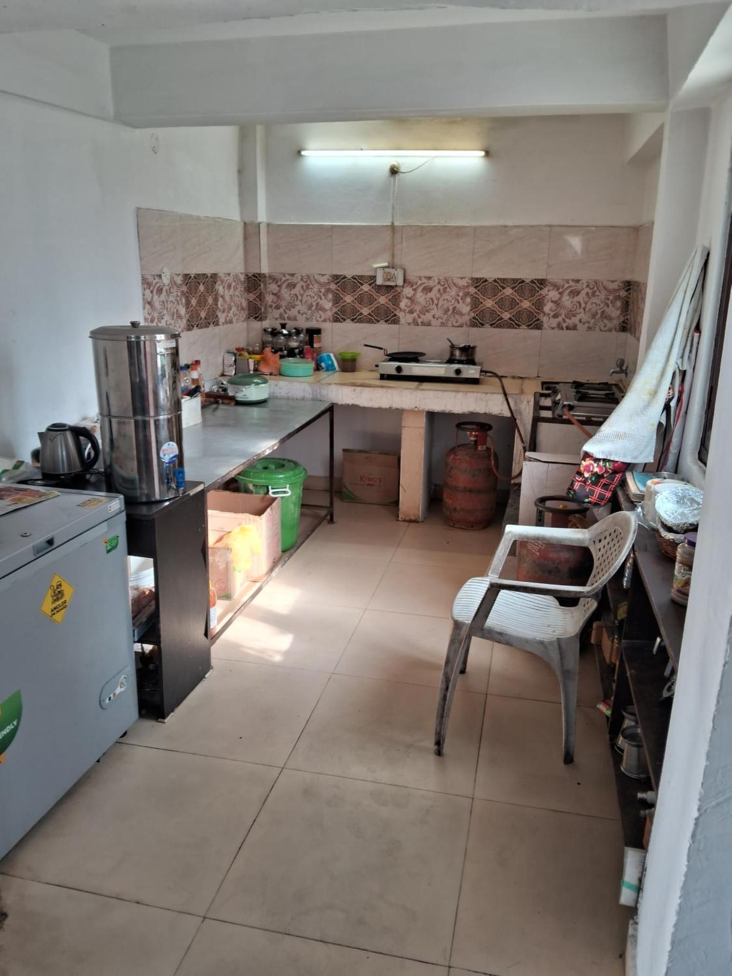 Tirthan Crest Homestay Banjār Eksteriør bilde